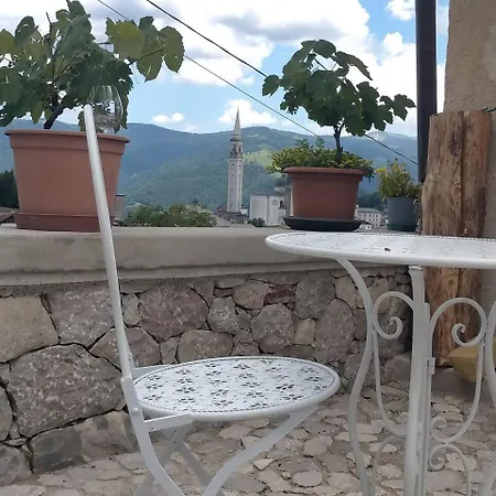 Il Nido Del Pettirosso Per Coppie 別荘 エーネゴ